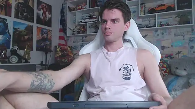 Snapshot of Mike_Burn chatting on March 14, 10:39 am Mike Burn online show from March 14, 10:39 am