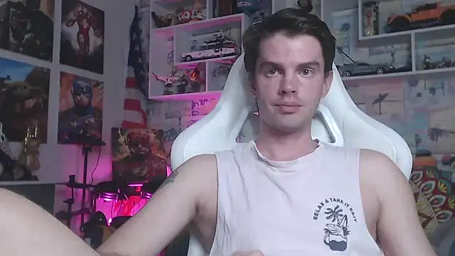 Snapshot of Mike_Burn chatting on March 18, 4:59 pm Mike Burn online show from March 18, 4:59 pm