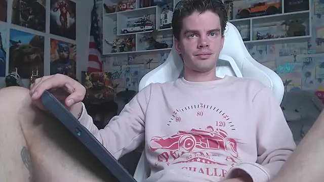 Snapshot of Mike_Burn chatting on March 22, 11:00 am Mike Burn online show from March 22, 11:00 am