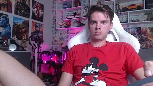 Snapshot of Mike_Burn chatting on September 24, 3:04 pm Mike Burn online show from September 24, 3:04 pm