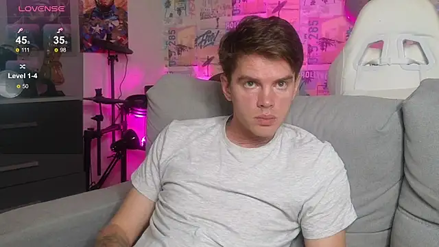 Snapshot of Mike_Burn chatting on November 29, 3:04 pm Mike Burn online show from November 29, 3:04 pm