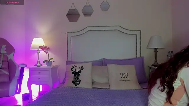 Snapshot of KIMAPRIL chatting on September 27, 8:03 pm KIMAPRIL online show from September 27, 8:03 pm