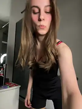 HellPeach online show from February 17, 1:36 am