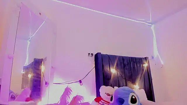 CamiloDoumit online show from March 16, 10:20 pm