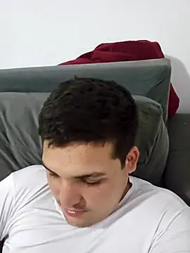 Snapshot of VibratedPoaching chatting on November 27, 2:57 am VibratedPoaching online show from November 27, 2:57 am