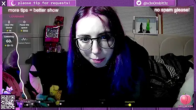 Snapshot of v3n0mb1t3z chatting on December 21, 6:41 am v3n0mb1t3z online show from December 21, 6:41 am