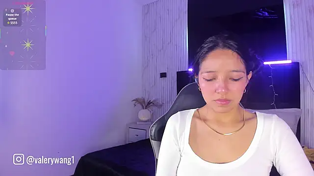 Valery wang online show from September 17, 11:56 am