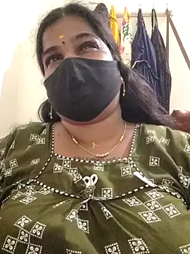 Snapshot of sulekha-mallu chatting on December 20, 7:28 pm sulekha-mallu online show from December 20, 7:28 pm