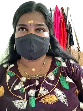 Snapshot of sulekha-mallu chatting on January 26, 3:27 am sulekha-mallu online show from January 26, 3:27 am