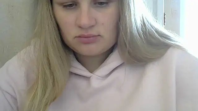 Snapshot of Honeydew-Waves chatting on October 30, 8:05 am Honeydew-Waves online show from October 30, 8:05 am