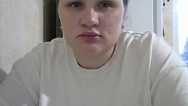 Snapshot of Honeydew-Waves chatting on November 13, 5:50 am Honeydew-Waves online show from November 13, 5:50 am