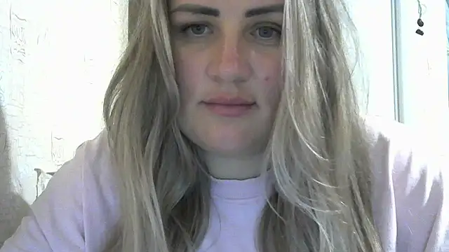 Snapshot of Honeydew-Waves chatting on July 20, 7:05 pm Honeydew-Waves online show from July 20, 7:05 pm