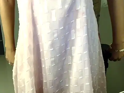 Snapshot of CUTE_princess_143 chatting on January 4, 6:30 pm CUTE princess 143 online show from January 4, 6:30 pm
