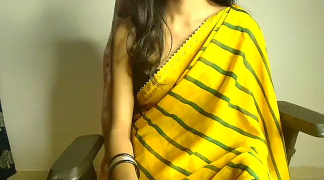 Snapshot of CUTE_princess_143 chatting on February 20, 5:29 pm CUTE princess 143 online show from February 20, 5:29 pm