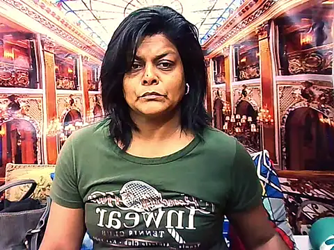 Snapshot of indianCherryPie chatting on November 9, 5:39 am indianCherryPie online show from November 9, 5:39 am