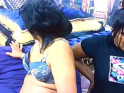 Snapshot of indianCherryPie chatting on November 29, 10:24 pm indianCherryPie online show from November 29, 10:24 pm