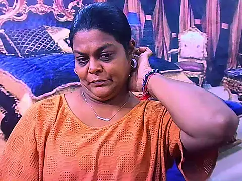 indianCherryPie online show from February 25, 5:17 am