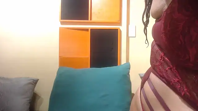 AssSeductress43 online show from November 4, 12:54 am