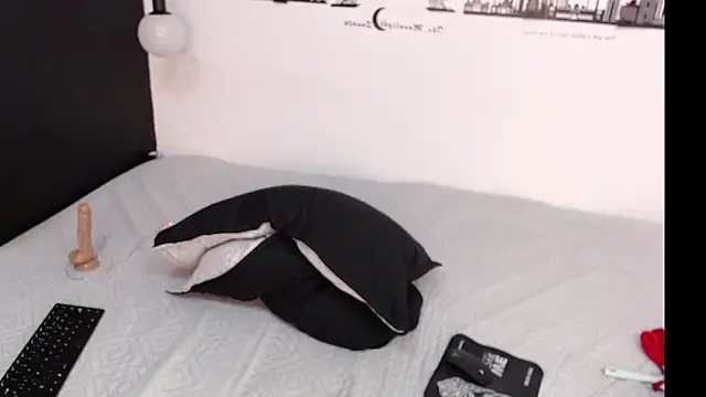 brendamaz online show from January 23, 2:39 pm