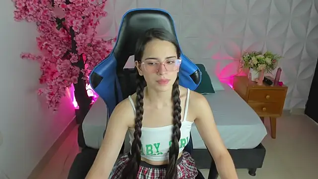 Snapshot of angelica_dymond chatting on January 17, 7:38 pm angelica dymond online show from January 17, 7:38 pm