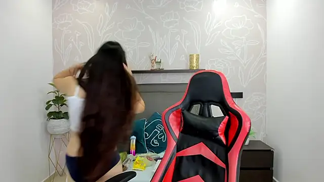 Snapshot of angelica_dymond chatting on March 21, 12:06 pm angelica dymond online show from March 21, 12:06 pm