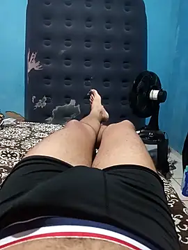 Snapshot of 1995eduardo chatting on February 20, 2:40 am 1995eduardo online show from February 20, 2:40 am