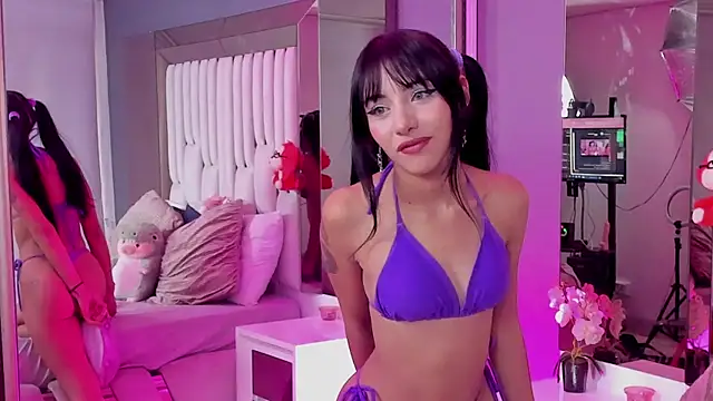 Kitty Eliffe online show from March 22, 10:37 pm