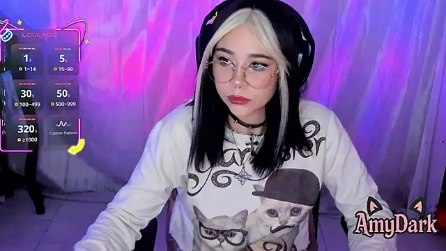  AmyDark online show from February 2, 11:25 pm