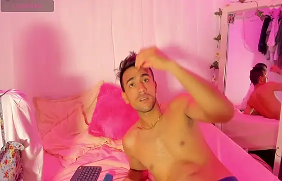 Snapshot of catalina_and_roger chatting on February 10, 8:53 pm catalina and roger online show from February 10, 8:53 pm