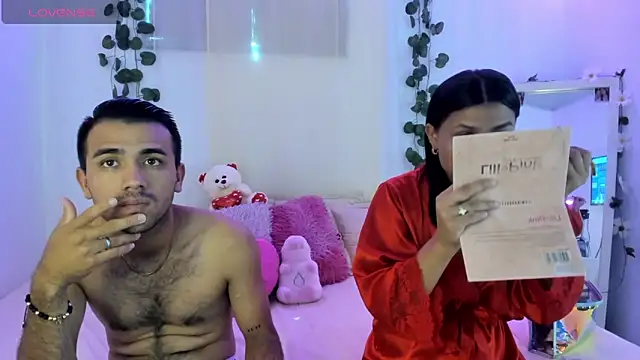 Snapshot of catalina_and_roger chatting on September 29, 2:44 pm catalina and roger online show from September 29, 2:44 pm