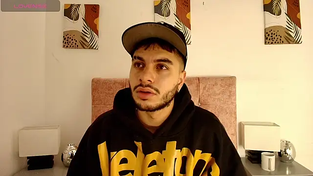 Amadeo Wild online show from March 30, 2:29 pm