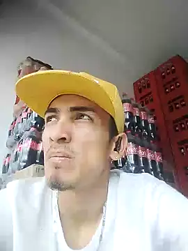 jeremy scott online show from January 31, 6:47 pm