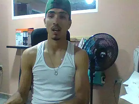 jeremy scott online show from October 29, 1:52 am