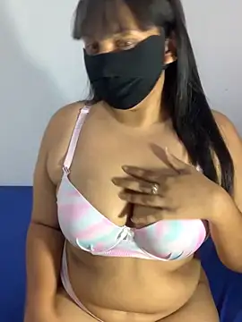 Jeroliee viyana online show from June 11, 3:04 am