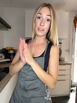 lola tentatiion online show from September 18, 7:21 am