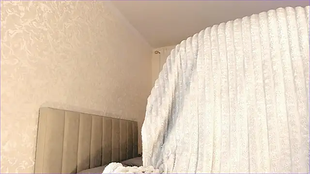 Snapshot of cherry_misaki chatting on December 26, 9:37 pm cherry misaki online show from December 26, 9:37 pm