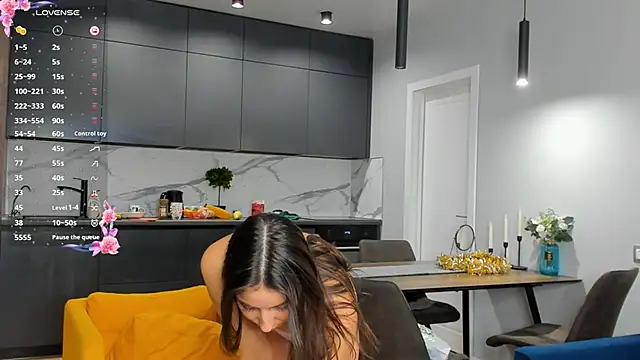 Snapshot of Maria__Candy chatting on March 5, 12:44 pm Maria  Candy online show from March 5, 12:44 pm