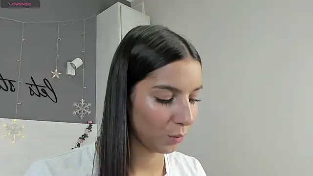 Snapshot of Maria__Candy chatting on November 30, 5:44 am Maria Candy online show from November 30, 5:44 am