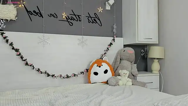 Snapshot of Maria__Candy chatting on December 5, 5:16 am Maria Candy online show from December 5, 5:16 am