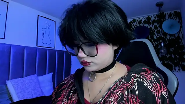 Kitty Gang online show from March 13, 2:07 am