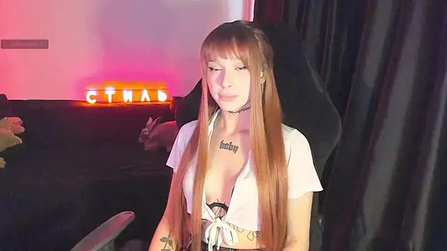 MilaAsh online show from April 8, 6:35 am