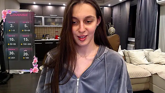 Doll Jasmine  online show from March 18, 1:31 am