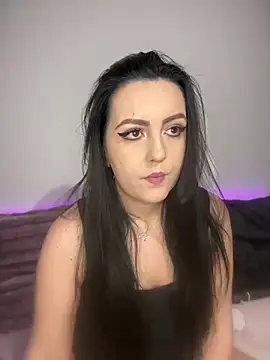 Ariel  Blossom online show from January 3, 4:27 pm