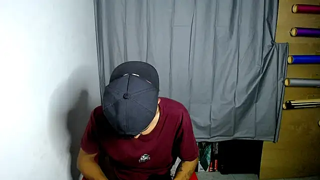 Snapshot of freddy_romas chatting on January 31, 1:54 am freddy romas online show from January 31, 1:54 am