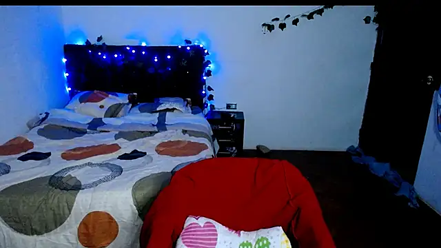 Snapshot of freddy_romas chatting on September 13, 1:49 am freddy romas online show from September 13, 1:49 am