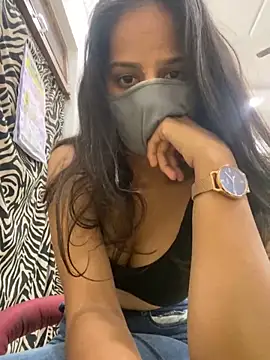 Pie066  online show from February 21, 4:59 pm