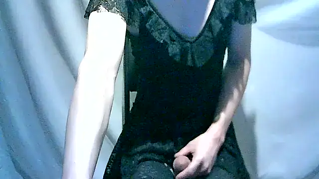 -your-bitch online show from December 17, 3:28 am