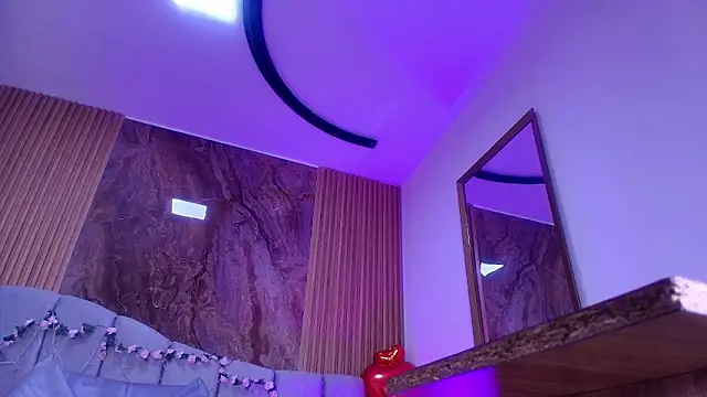 luce williams online show from April 18, 7:58 pm