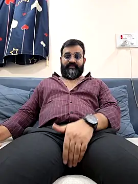 Fun Guuy online show from April 11, 2:38 am