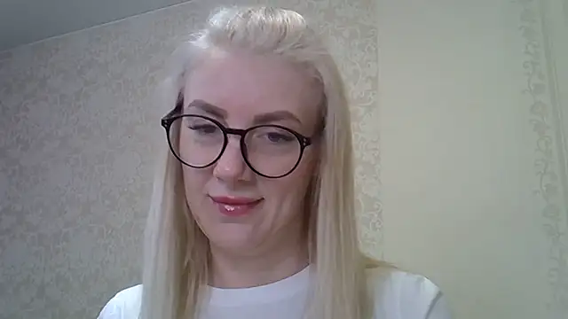 Pabonya91 online show from February 11, 8:15 am